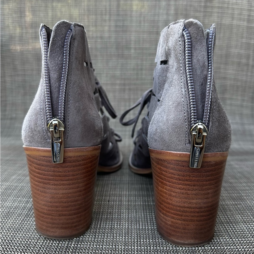 Euc Vince Camuto Tressa Taupe Open Toe Perforated… - image 7